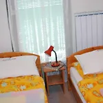 Farm Bogsa فندق مبيت وإفطار Ormoz